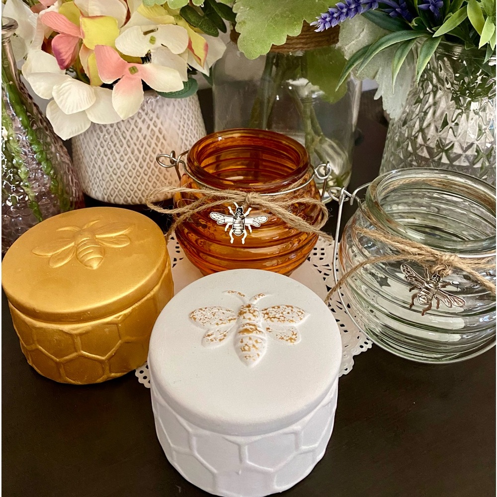 🆕🐝 LIMITED EDITION “BEE LOVERS” COLLECTION. BRAND NEW!